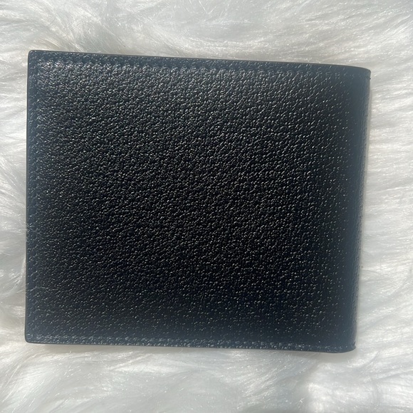 🆕💯% Auth Gucci GG MARMONT LEATHER BI-FOLD WALLET - Picture 6 of 9